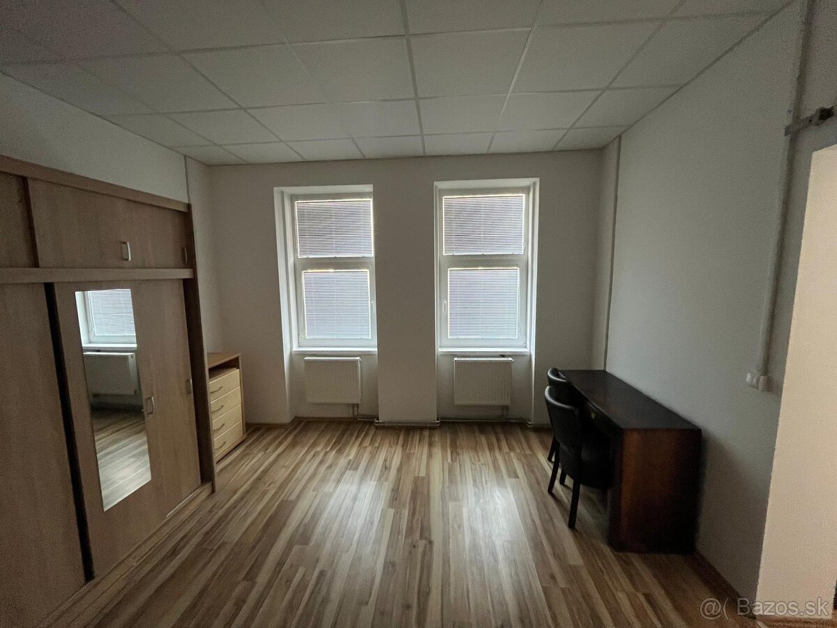Prenajom dvoj izboveho domu - 8