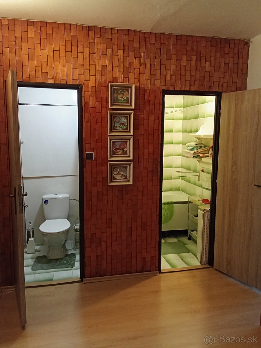 Predáme 3izbový byt v Michalovciach - 8