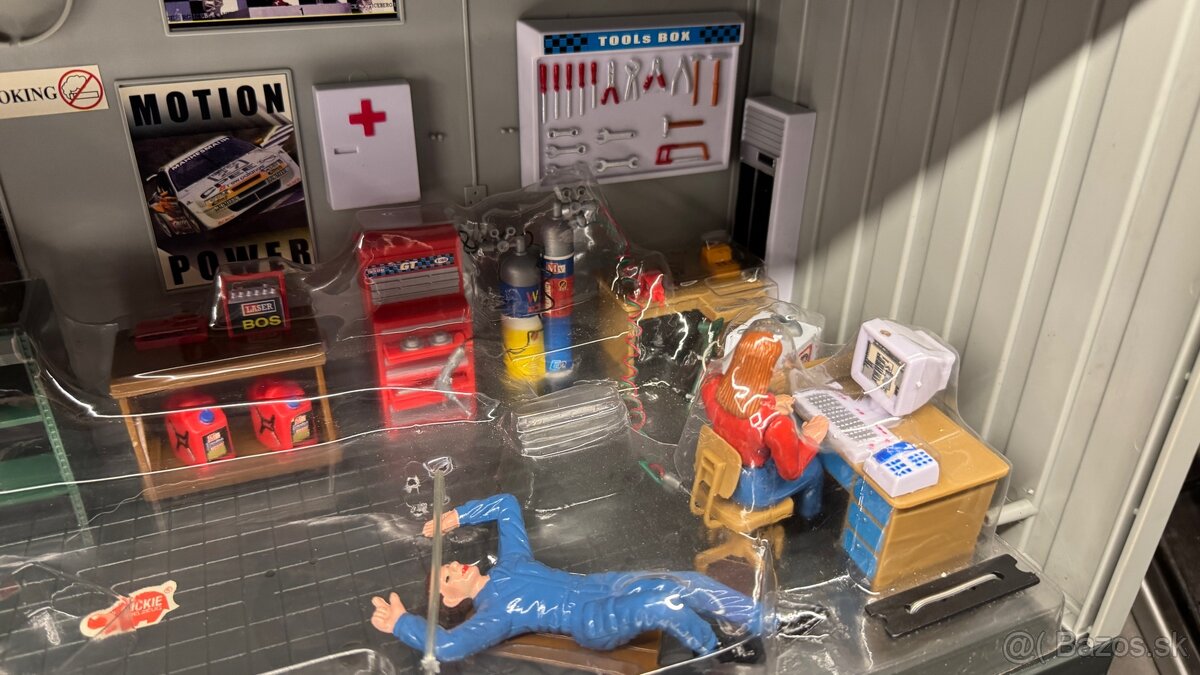 Diorama garáže PlayGo 1:24 - 8