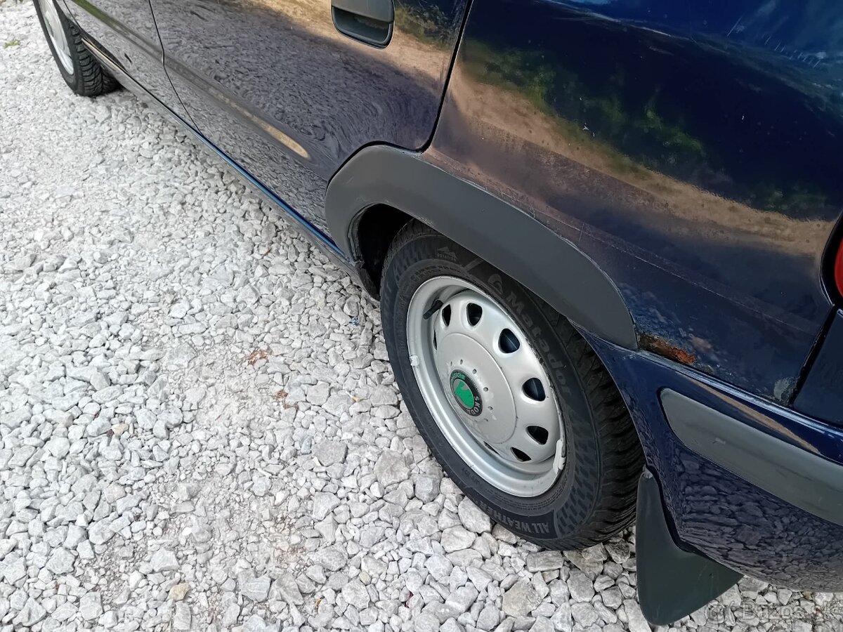 Predám auto Škoda Felícia - 8