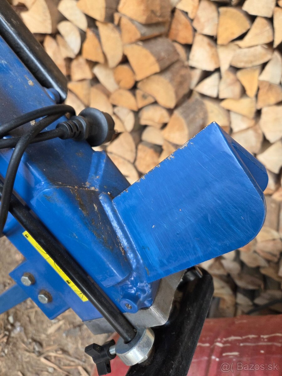 Stiepacka scheppach HL760LS na drevo - 8