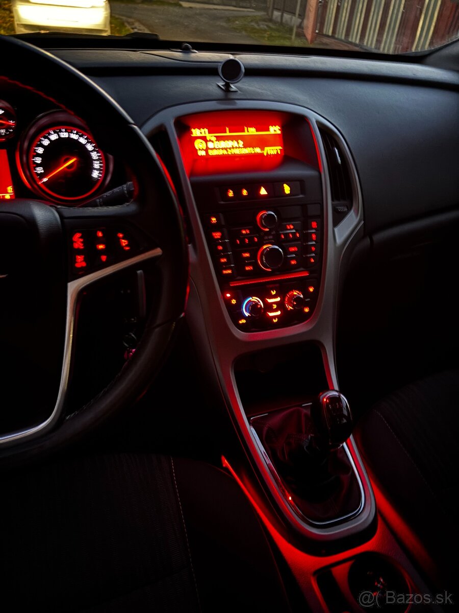 Opel Astra J | 1.4 | 74kw |2010 - 8