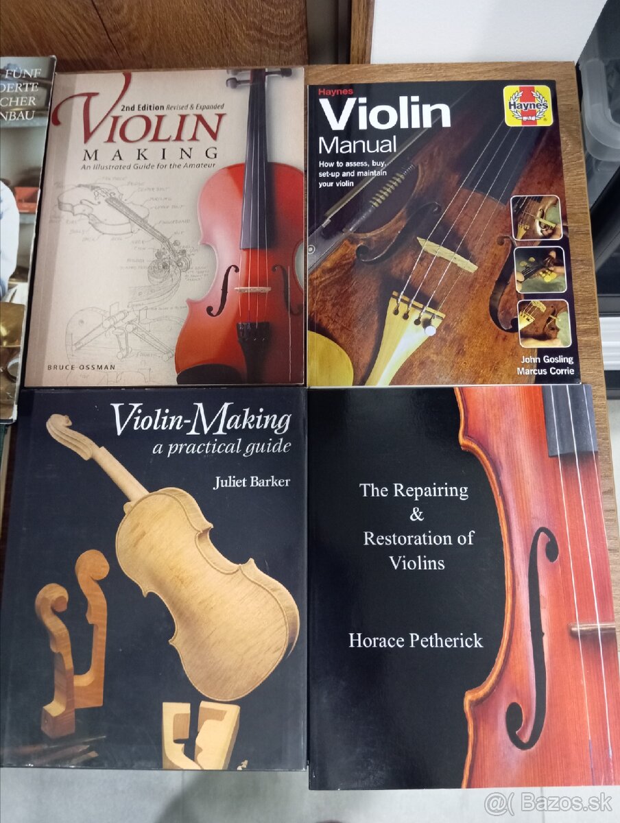 Knihy, husle a nástroje. - 8