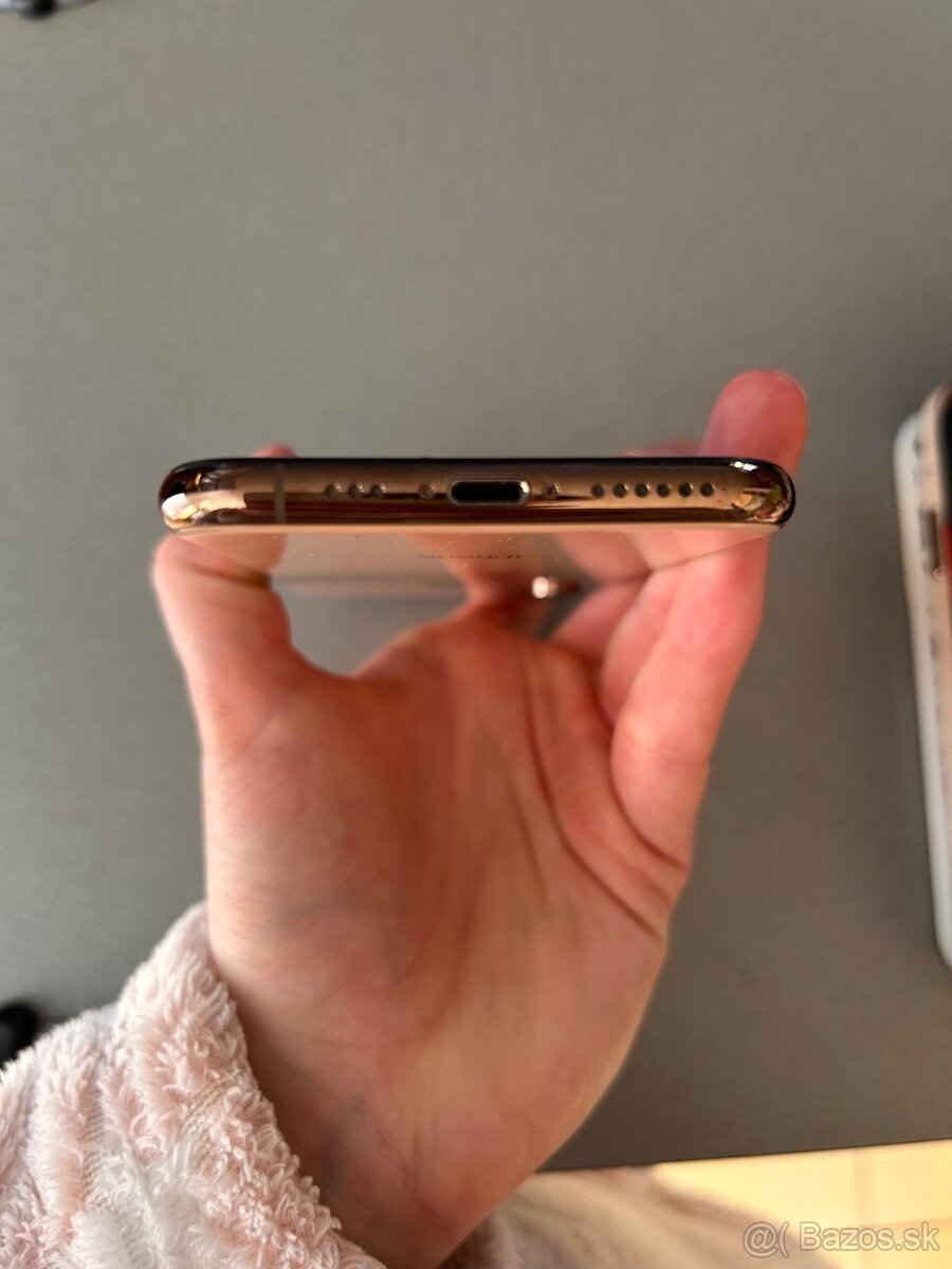 Iphone XS 256 GB - zlatá - 8