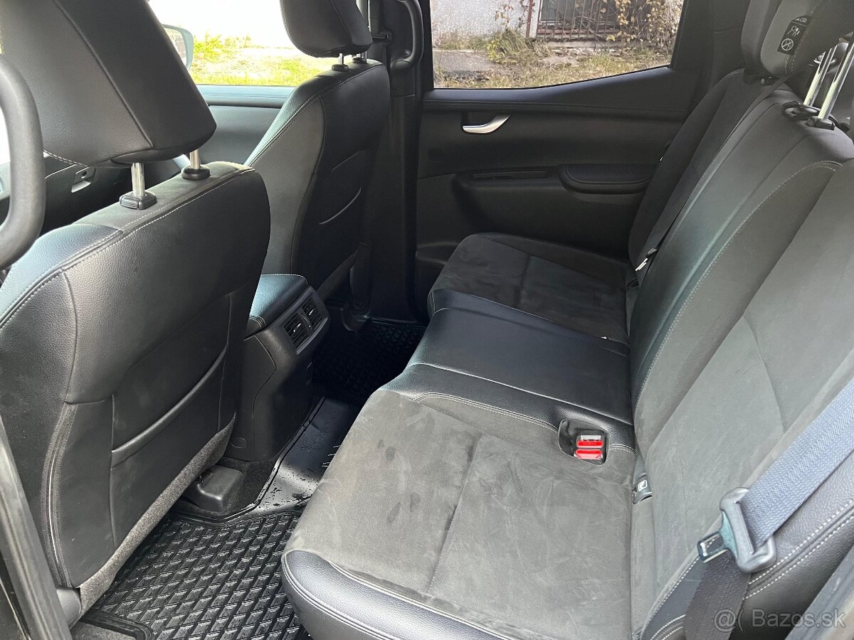 mercedes benz x350d - 8