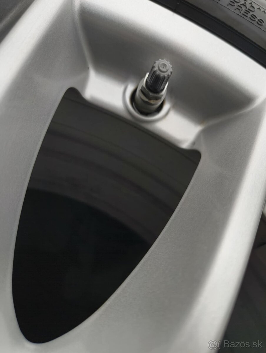 BMW Styling 618 r17 g30,g31 runflat original, letné - 8