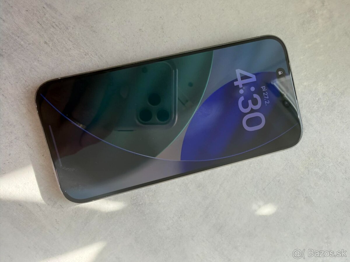 iPhone 15pro 128gb - 8