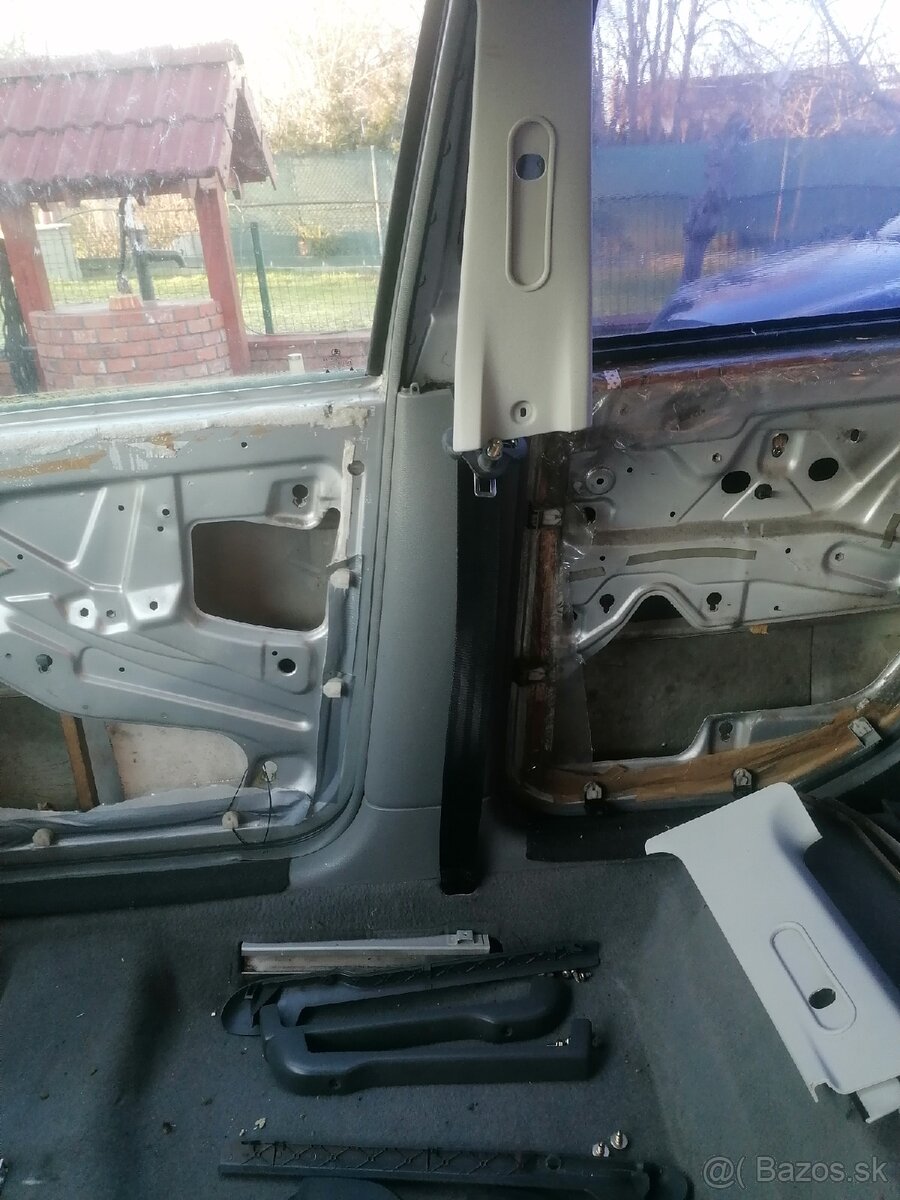 Interiér Octavia1,Šedý SLX 99r. - 8