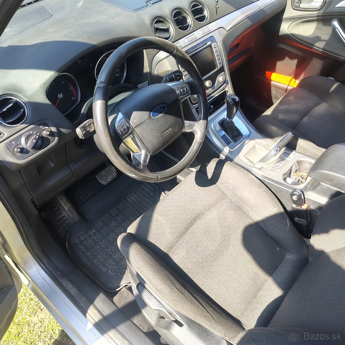 Predám Ford S-max 2.0tdci automat - 8