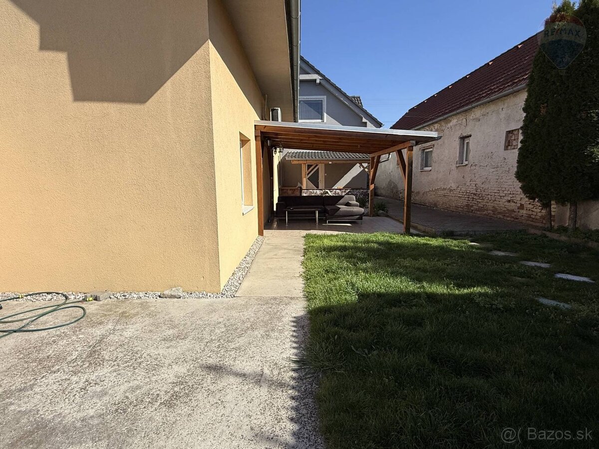 NA PREDAJ 4 IZBOVÝ RODINNÝ DOM, SENEC, CENTRUM, TICHÁ LOKALI - 8