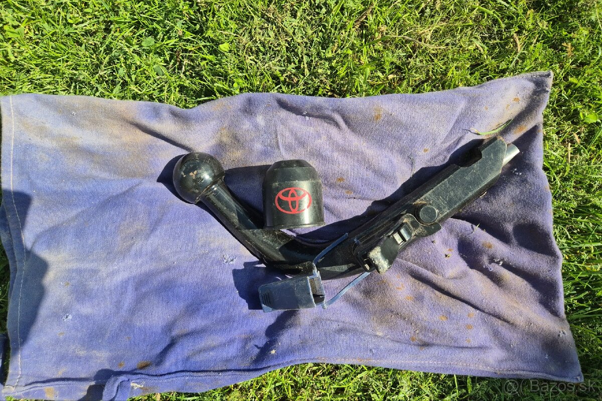 Ťažné zariadenie TOYOTA - 8