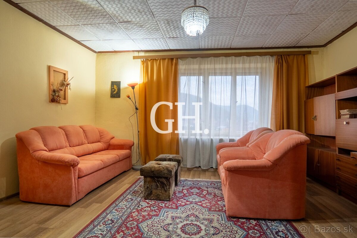 Rodinný dom s nádherným výhľadom v Gemerskej Hôrke – ideálny - 8