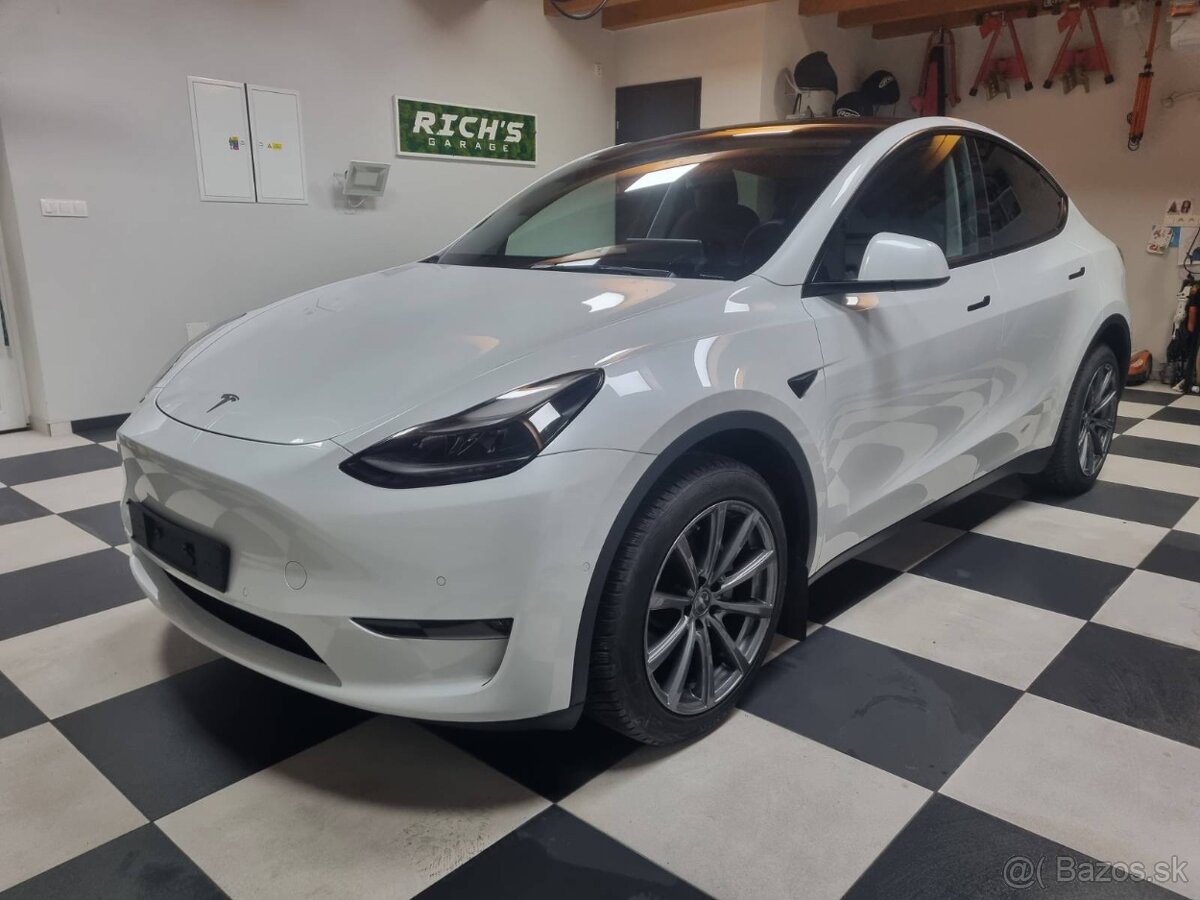 Tesla model Y AWD Long Range - 8