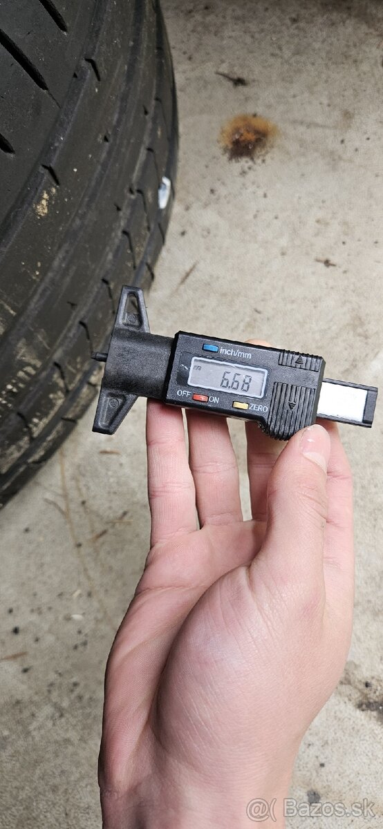 Letná sada kolies Tuareg 265/50 R19 5x130 - 8