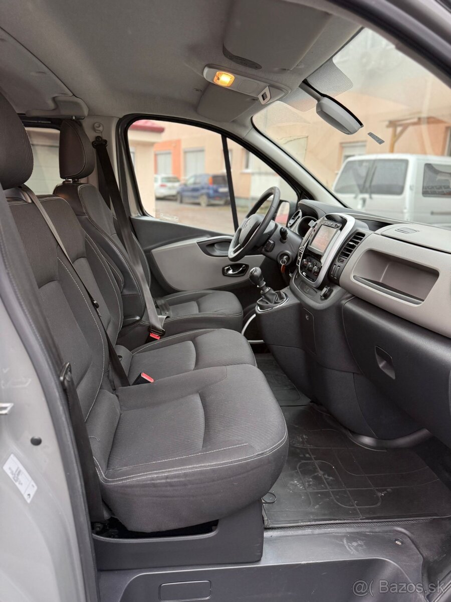 Renault Trafic - 8