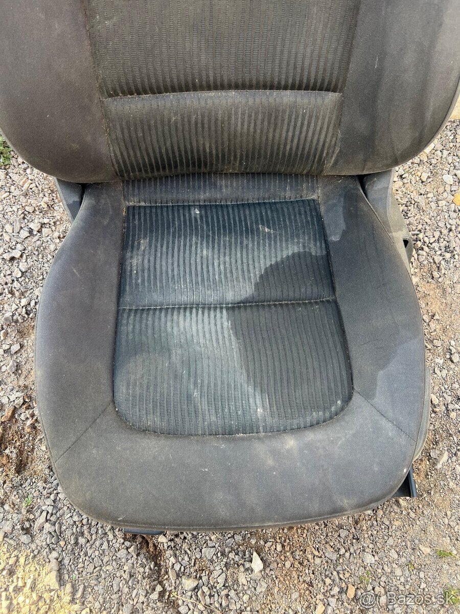 Šoferova sedačka do Audi A4 B8 Vyhrievaná - 8