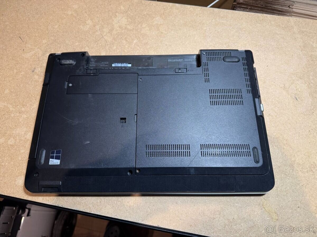 Predám notebook Lenovo e531 na diely alebo na opravu. - 8