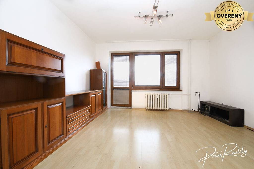 ZNÍŽENÁ CENA Veľkometrážny 3-izbový byt, 105m2, Trenčín - 8