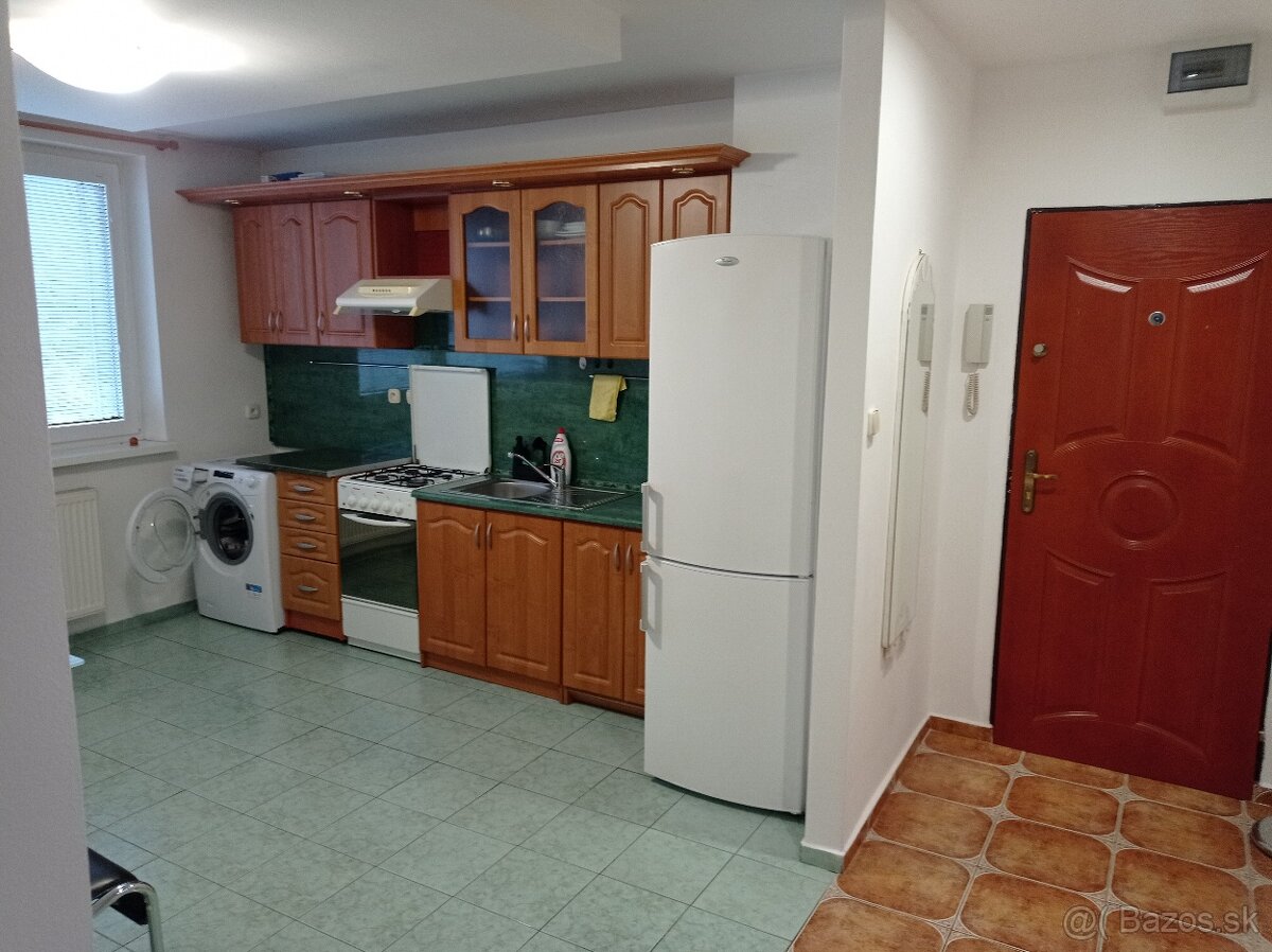 Predám byt Šalgočka - 8
