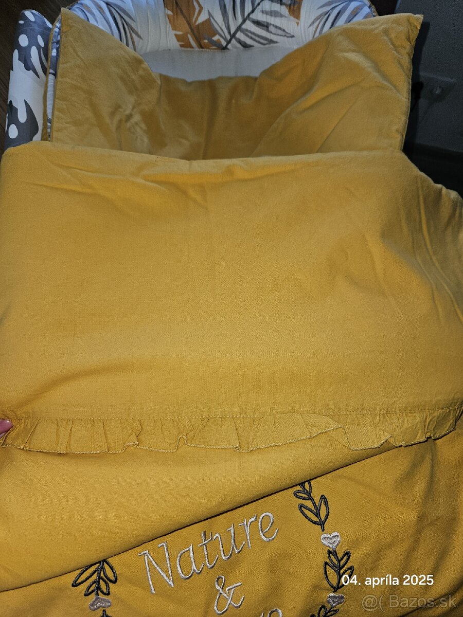 Sada hniezdo, pult na prebaľovanie a perinka s oblieckami - 8