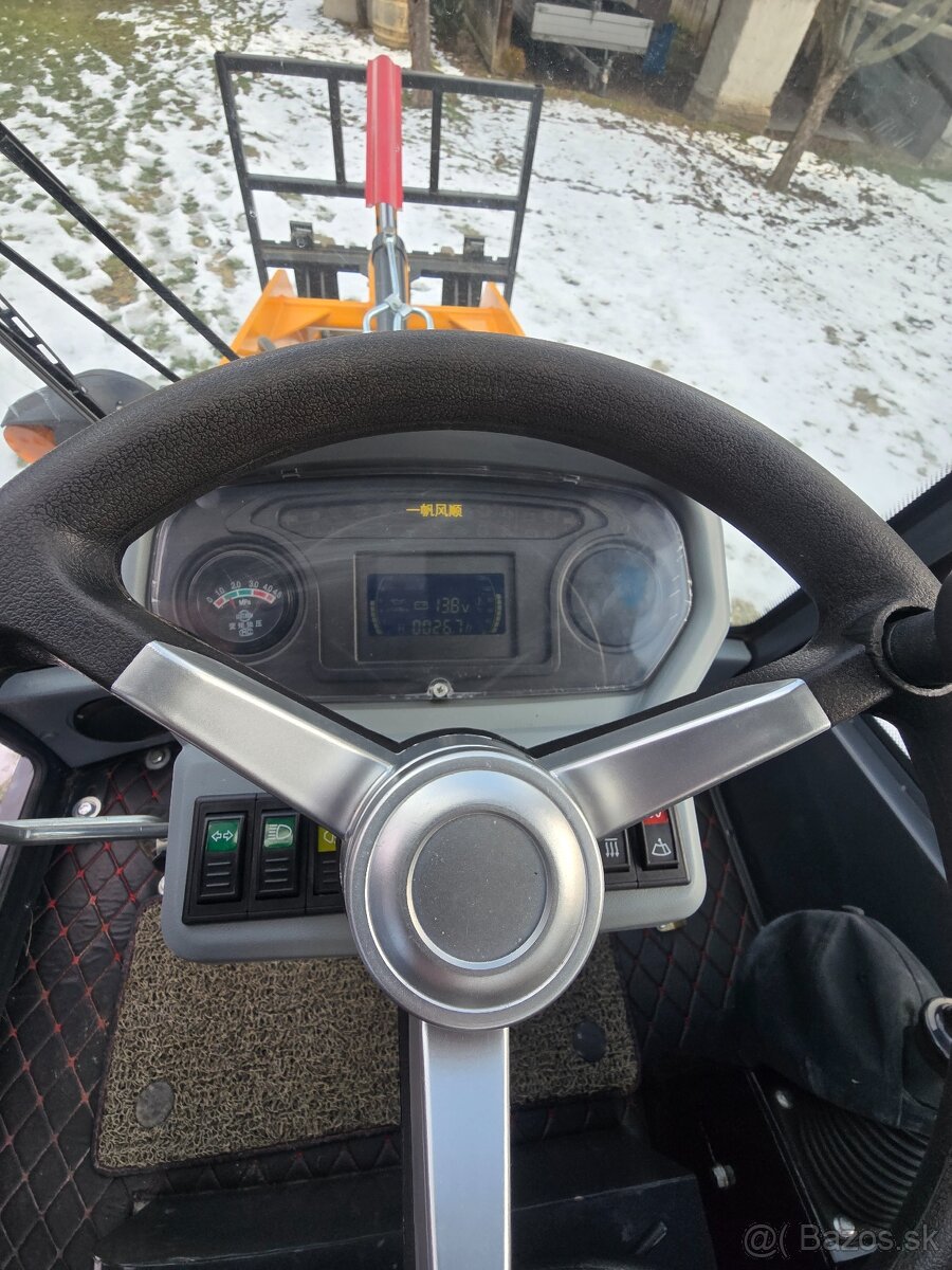 🚜 Predám Nový Kubota RLD35 Bager-Nakladač (Backhoe Loader) - 8