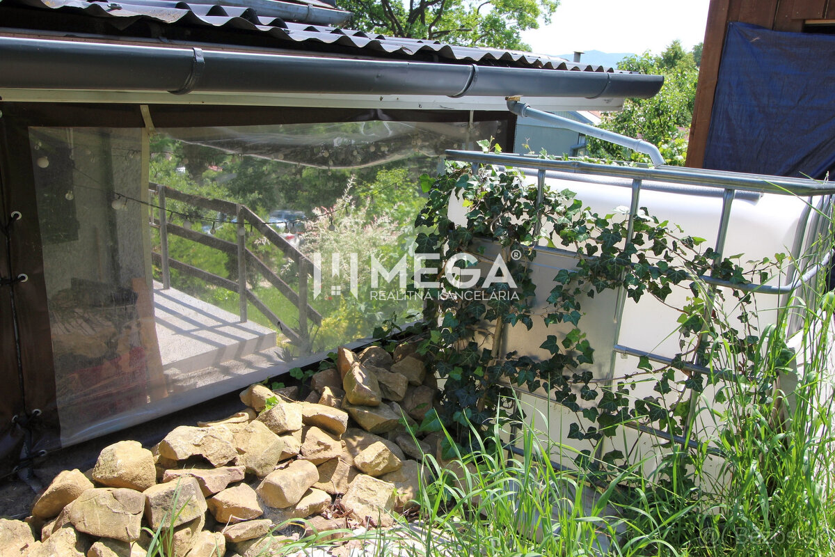 Na predaj záhradná chatka s výborným prístupom a saunou - Hu - 8