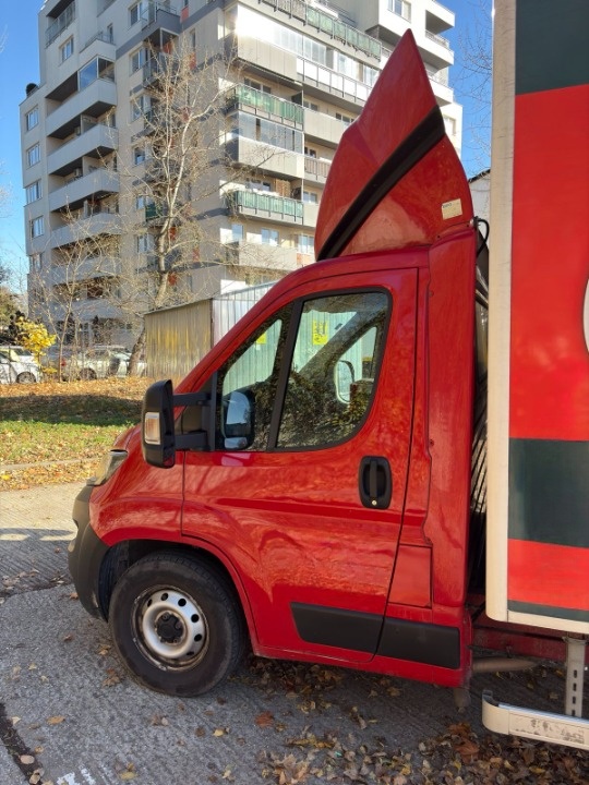 FIAT DUCATO r.v. 2022 - skriňová dodávka s hydraulickým zvíh - 8