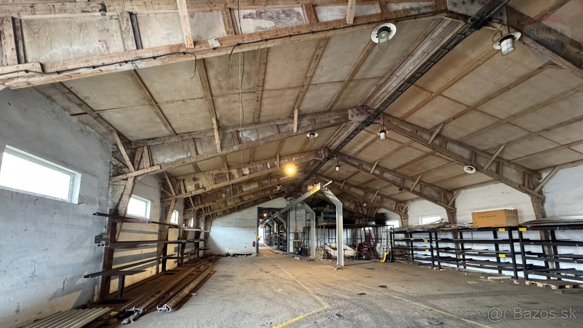 Predajný sklad s administratívou 1.200 m2, podvesným žeriavo - 8