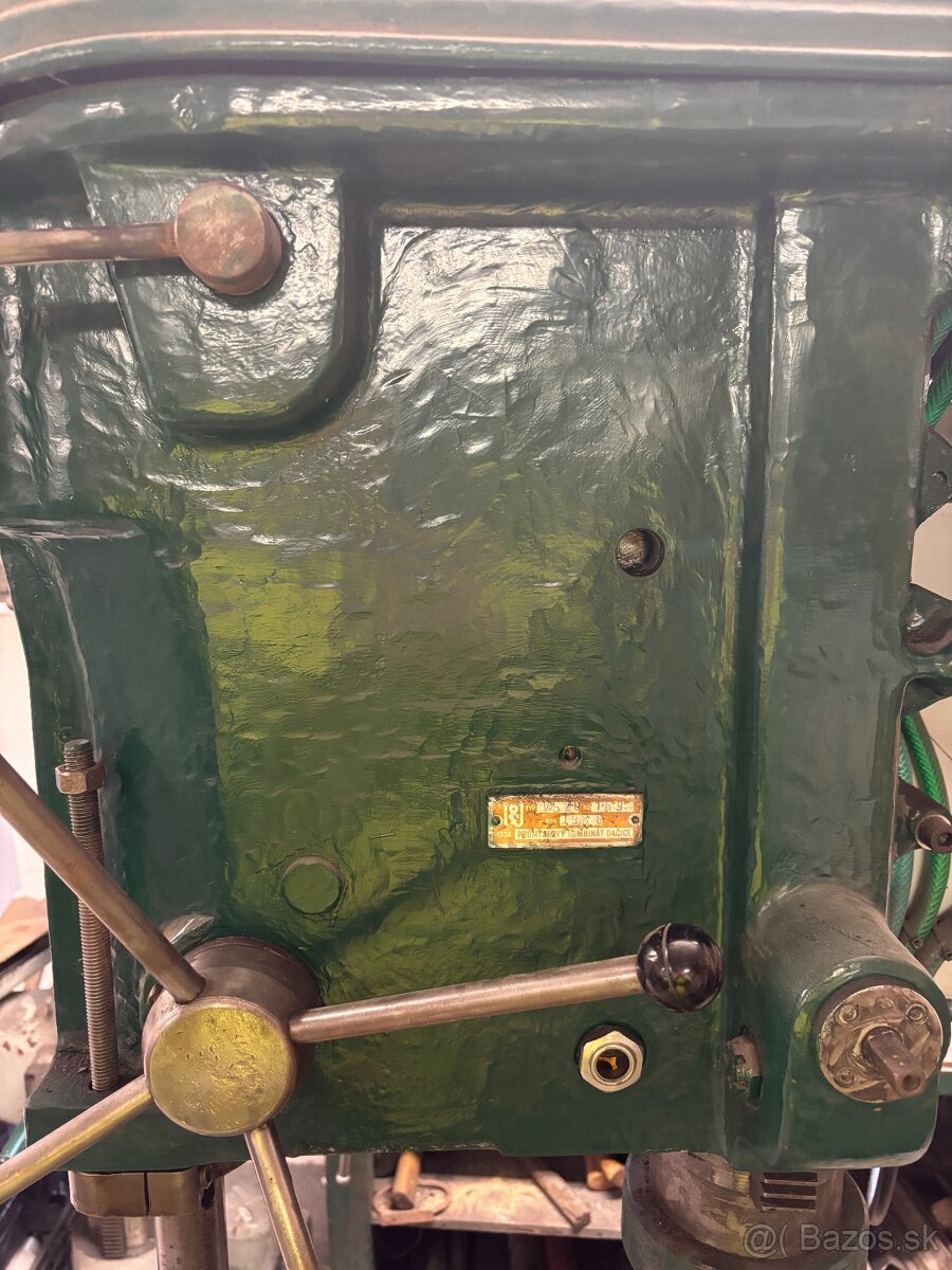 Stĺpová vŕtačka VS20 - 8