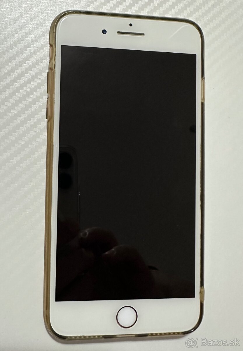 iPhone 8 Plus 64 GB, Zlatý + Obal + Kryt + Držiak do auta - 8
