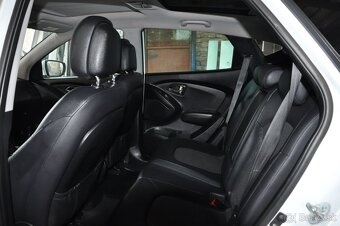 Hyundai ix35 2.0 CRDi 100 kW 4x4 - 8