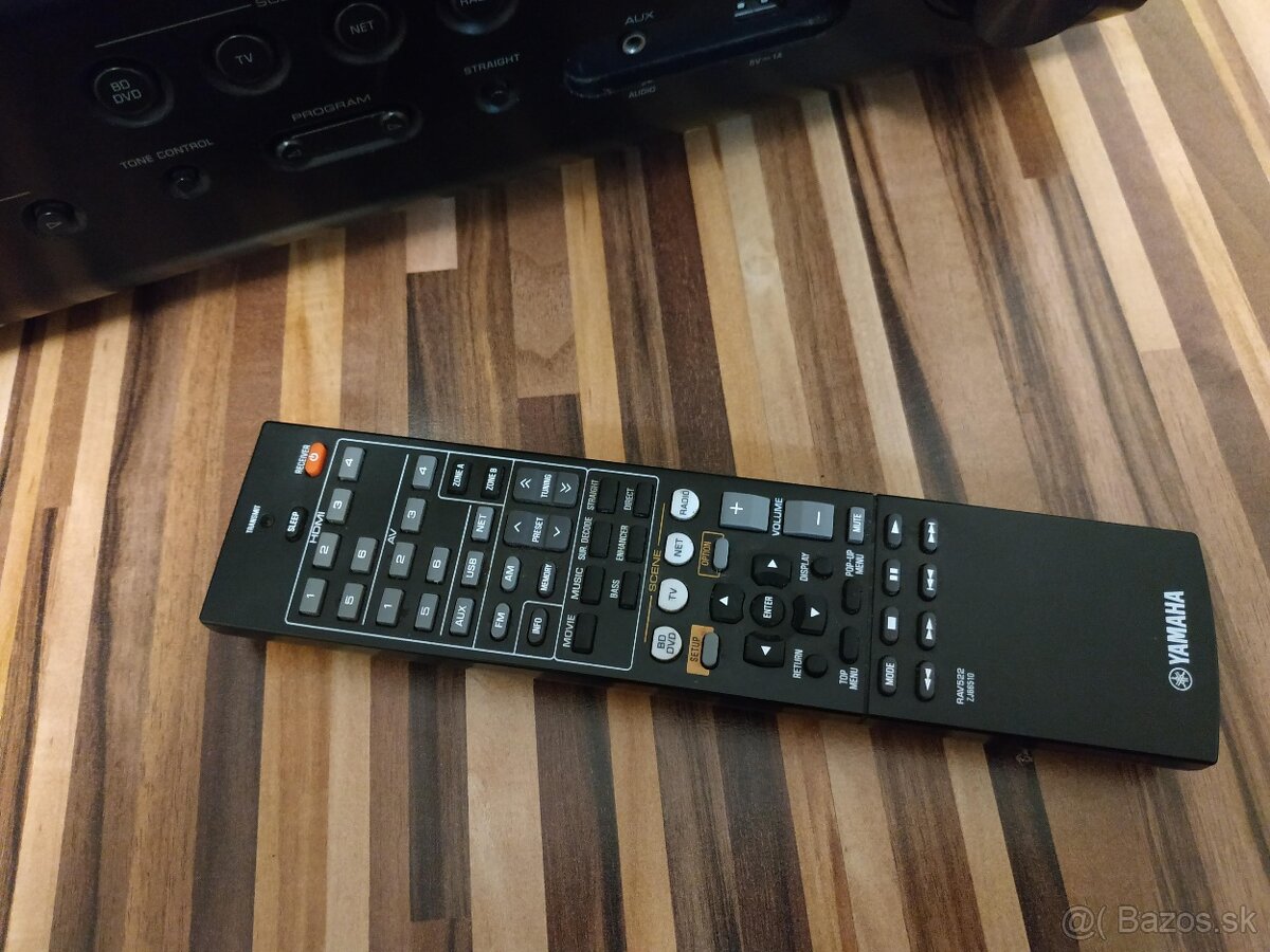 Predám 5.1 AV receiver Yamaha RX-V 477 - 8