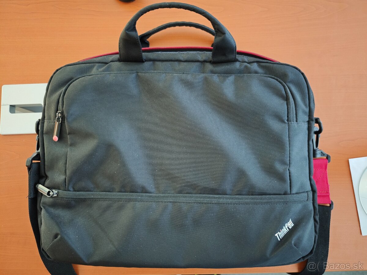 Lenovo T490 Intel Core i7 + Dock Station - 8