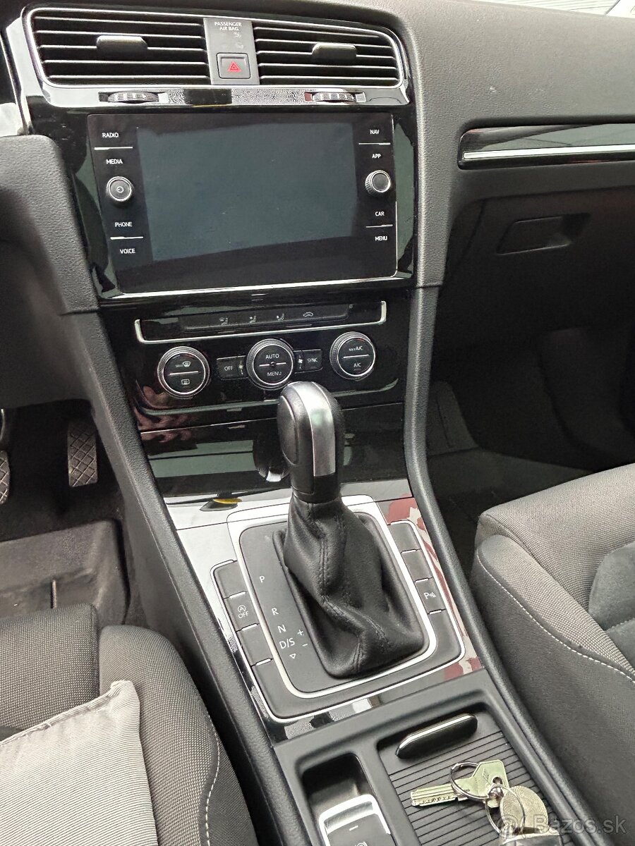 Volkswagen Golf 7 - 8