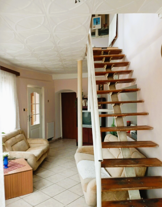 SKVELÁ PONUKA RD so 4. bytovými jednotkami na predaj - 8