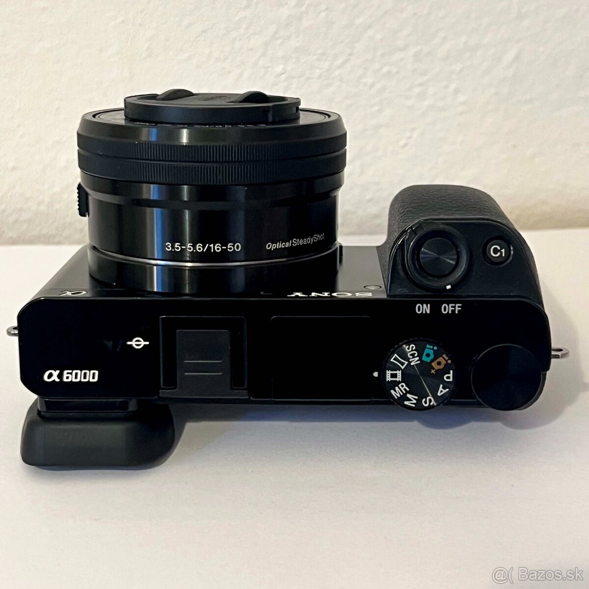 Sony A6000 černý + objektiv 16 - 50 mm - 8