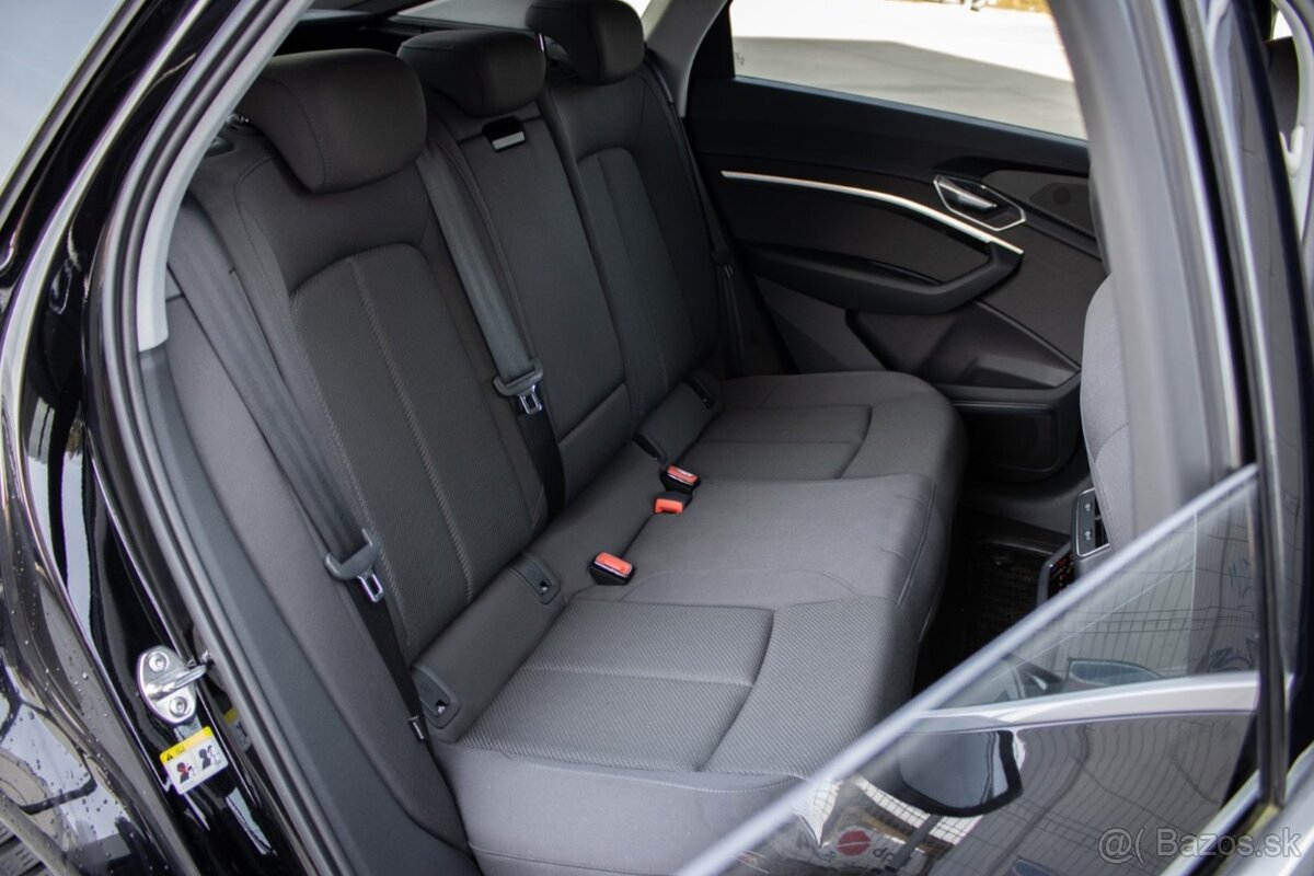 Audi E-tron 50 quattro Advanced, 230kW - 8