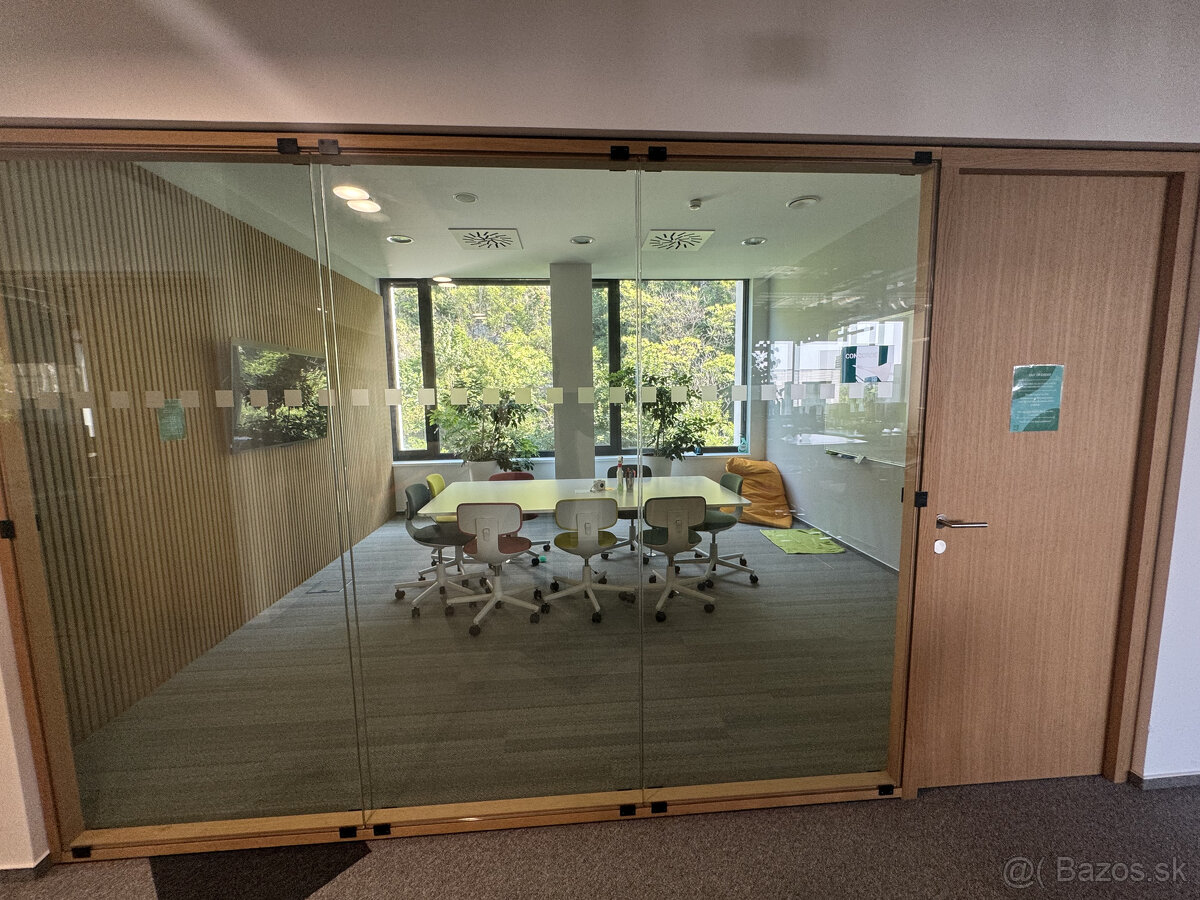 Prenájom samostatného kancelárskeho traktu 867 m² pri nábrež - 8