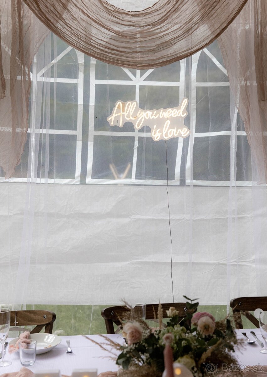 led nápis - svietiaca vyzdoba na svadbu - 8