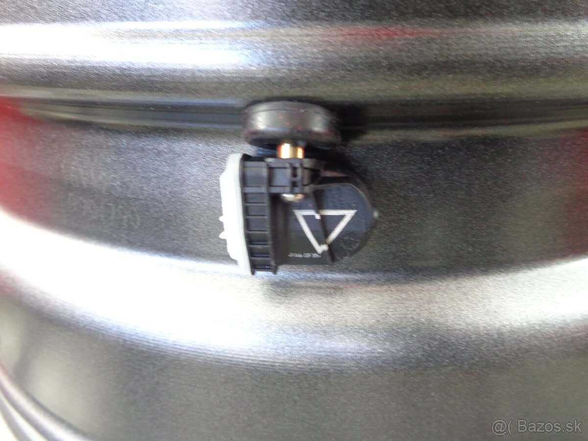 6x139,7 R18 new Ford Ranger / new VW Amarok zimna sada - 8