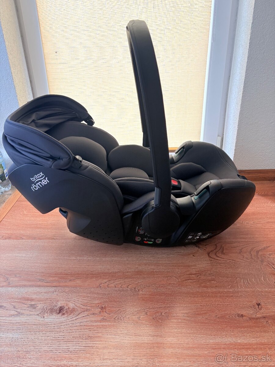 Britax Römer Baby-Safe Pro Classic, Deep Grey - 8