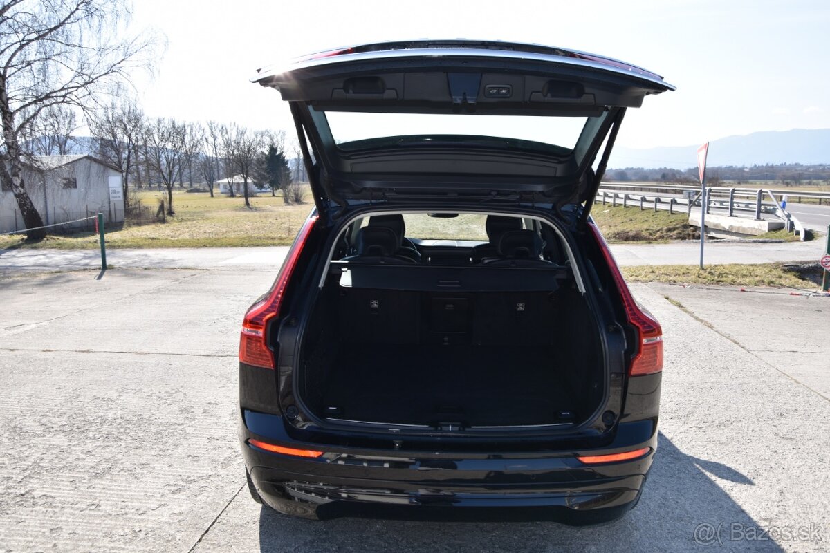 Volvo XC60 2.0 B4 mHEV Momentum A/T - 8