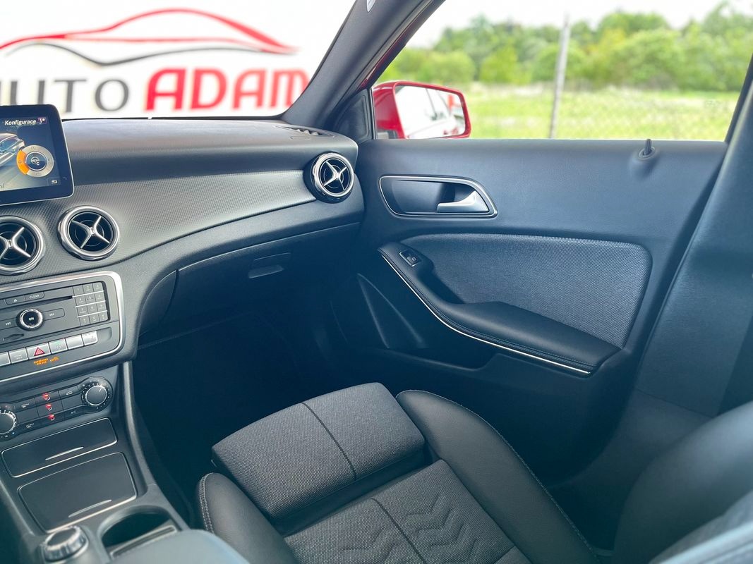 Mercedes - Benz GLA 180d 80kW A/T - 8