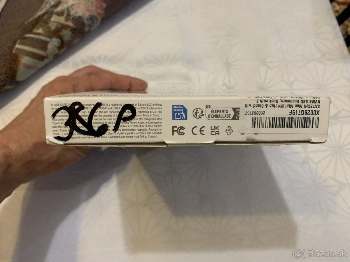 Satechi USB-C Aluminium Stand & Hub pre Mac Mini M4 - 8