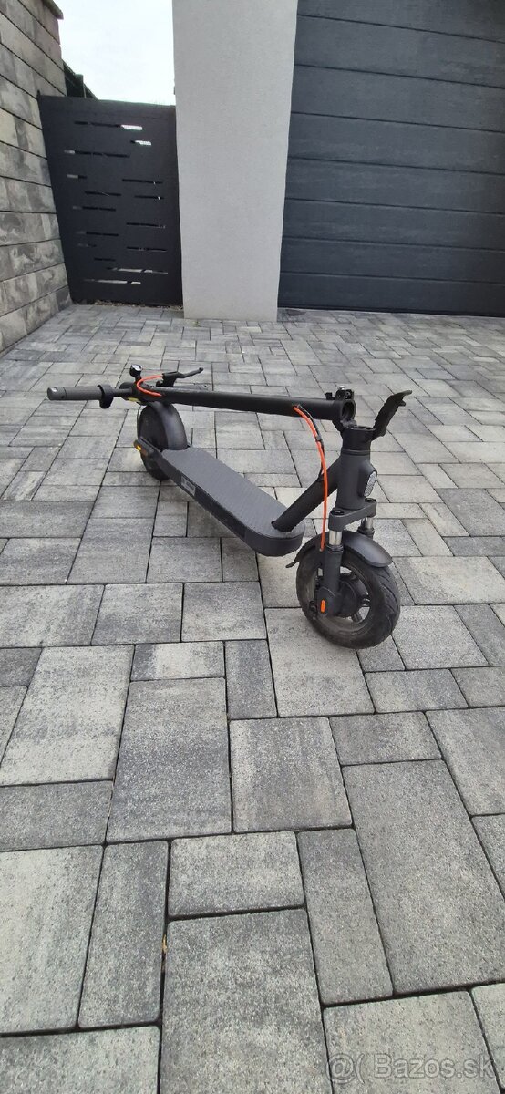 Elektrická kolobežka xiaomi elite - 8