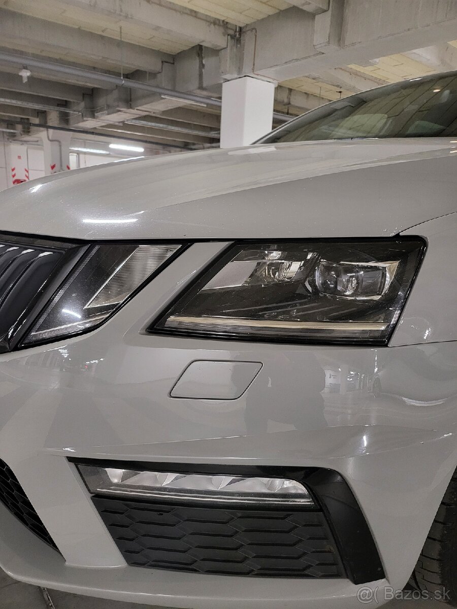 Škoda Octavia Combi 2.0 TSI 245k RS DSG
- 8