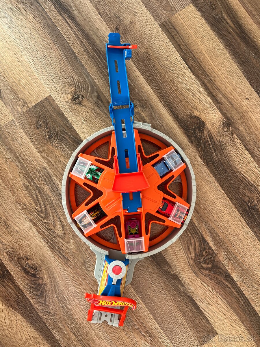 Hot Wheels garáž + autíčka zdarma🏎️ - 8