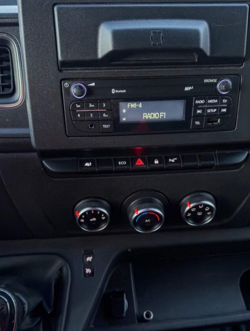 Renault Master 2.3dci 100kw L3H2 top stav - 8