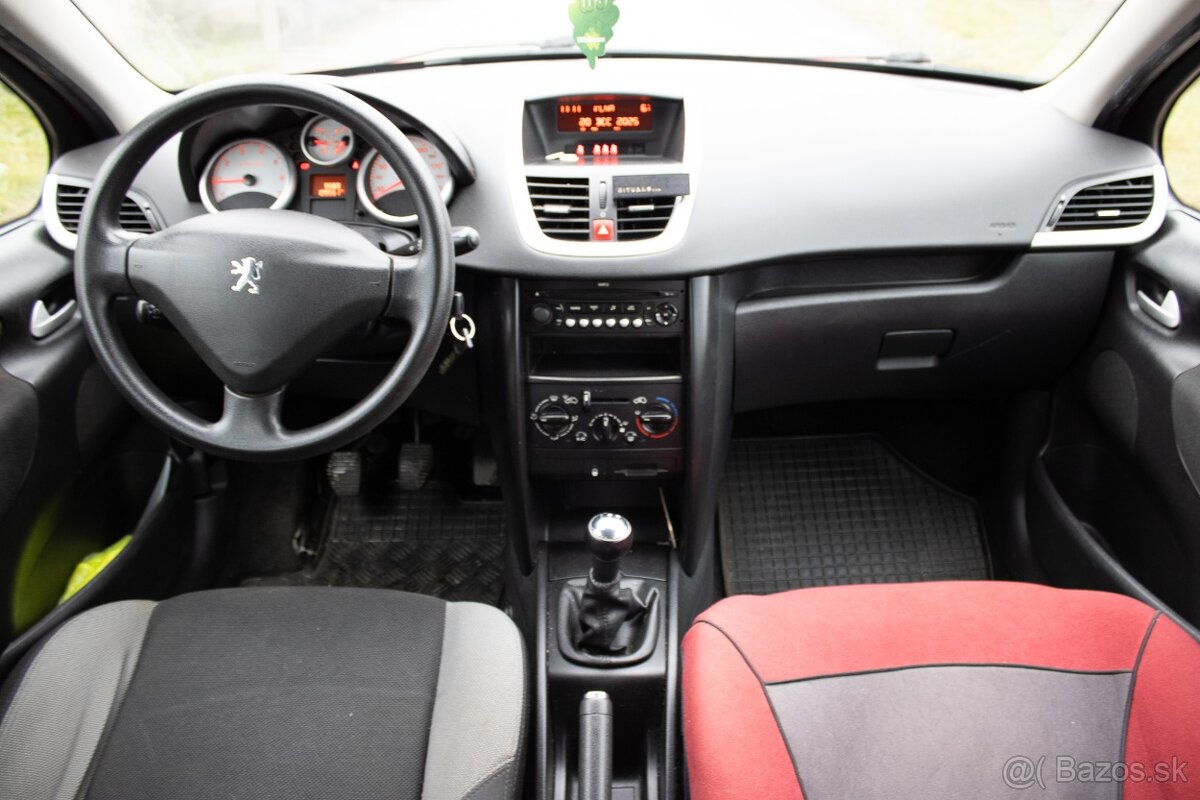 Peugeot 207 1.4e 16V VTi Classic Pack - 8