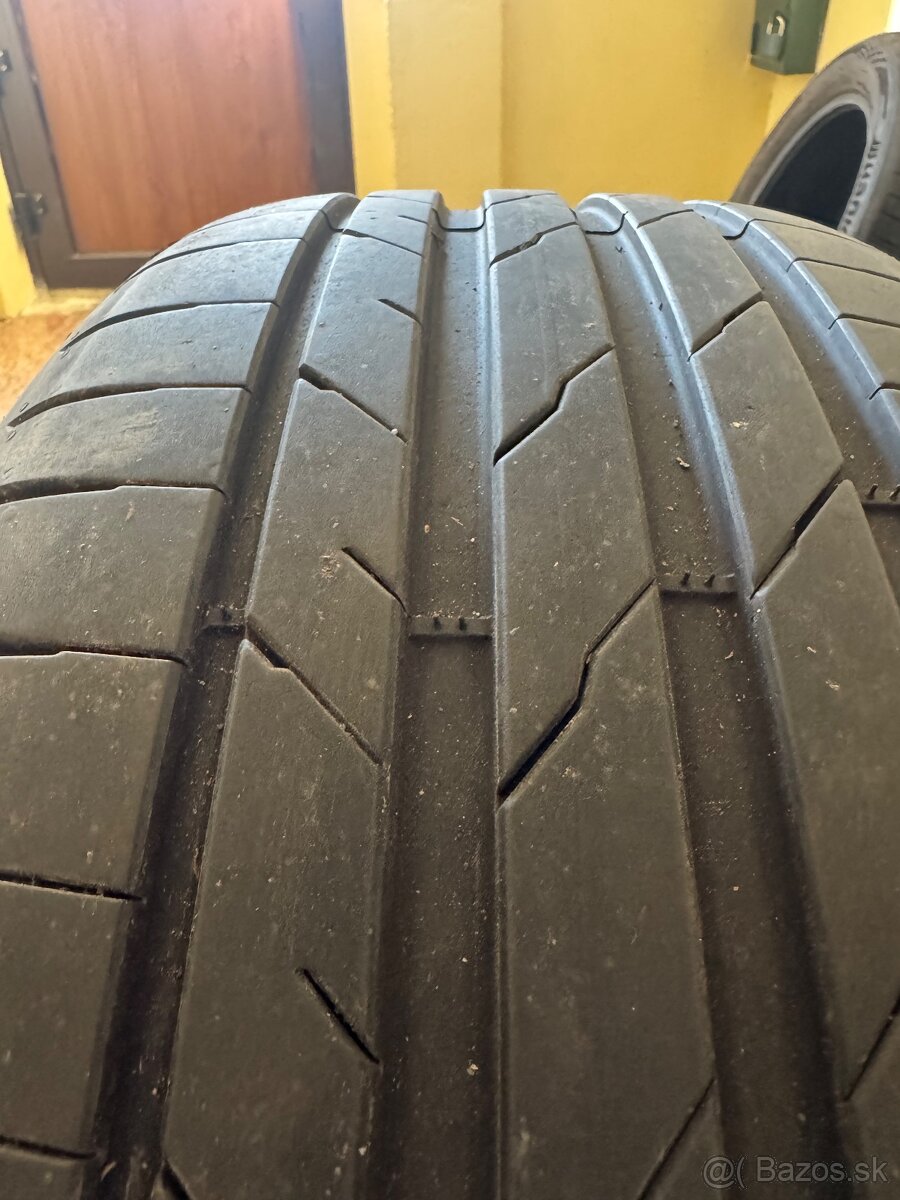 Hankook ventus evo 235/50/r19 letné - 8